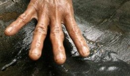 砂金最新爆料图在哪看的,砂金最新爆料图，尽在独家渠道一睹为快！